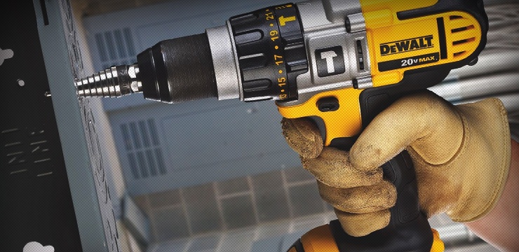 Dewalt Cordless Drill - Who Wins... -